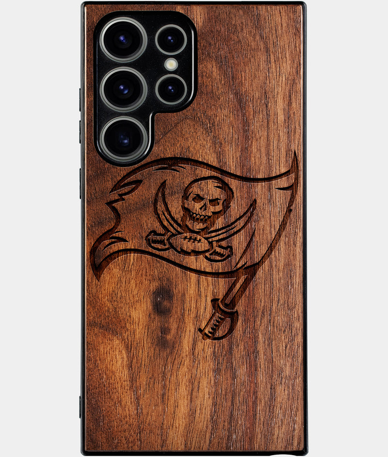 Best Wood Tampa Bay Buccaneers Samsung Galaxy S24 Ultra Case - Custom Engraved Cover - Engraved In Nature