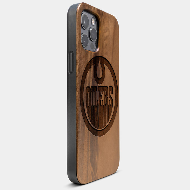 Best Wood Edmonton Oilers iPhone 13 Pro Case | Custom Edmonton Oilers Gift | Walnut Wood Cover - Engraved In Nature