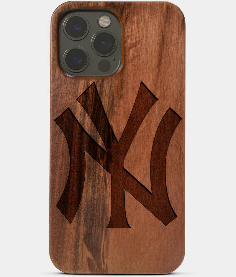 Walnut Wood New York Yankees iPhone 13 Pro Case Classic Custom